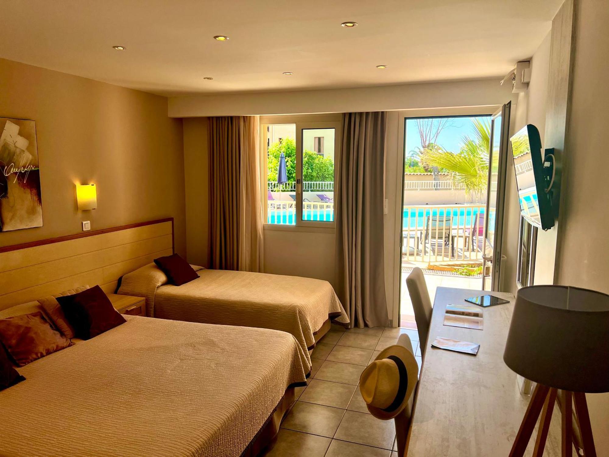 Hotel Restaurant L' Empereur آلُريا المظهر الخارجي الصورة